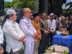 Aktivis, Notaris Serta Awak Media Berikan Surprise Kepada Tri Matra TNI di HUT TNI Ke-79