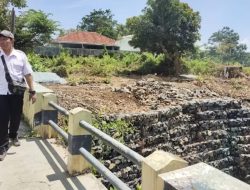 Dinas PU Pengairan Banyuwangi Akan Lakukan Evaluasi Usai Pelaksanan Peninjauan Lapangan, Terkait Proyek Pengerjaan Bronjong di Sungai Boyolangu Banyuwangi