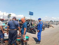 Pastikan Keamanan Tetap Kondusif, Satpolairud Polresta Banyuwangi Gelar Patroli di Pelabuhan Muncar