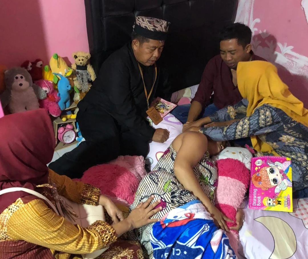 Pemkab Banyuwangi Berikan Pendampingan Psikologis Pada Orang Tua Korban Pembunuhan di Kalibaru