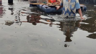 Tanggul Jebol di Desa Jeruksari Menggakibatkan Beberapa Desa di Pekalongan Terendam Air