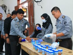 Puluhan Pegawai Lapas Banyuwangi Jalani Tes Urine, Pastikan Bebas dari Narkoba