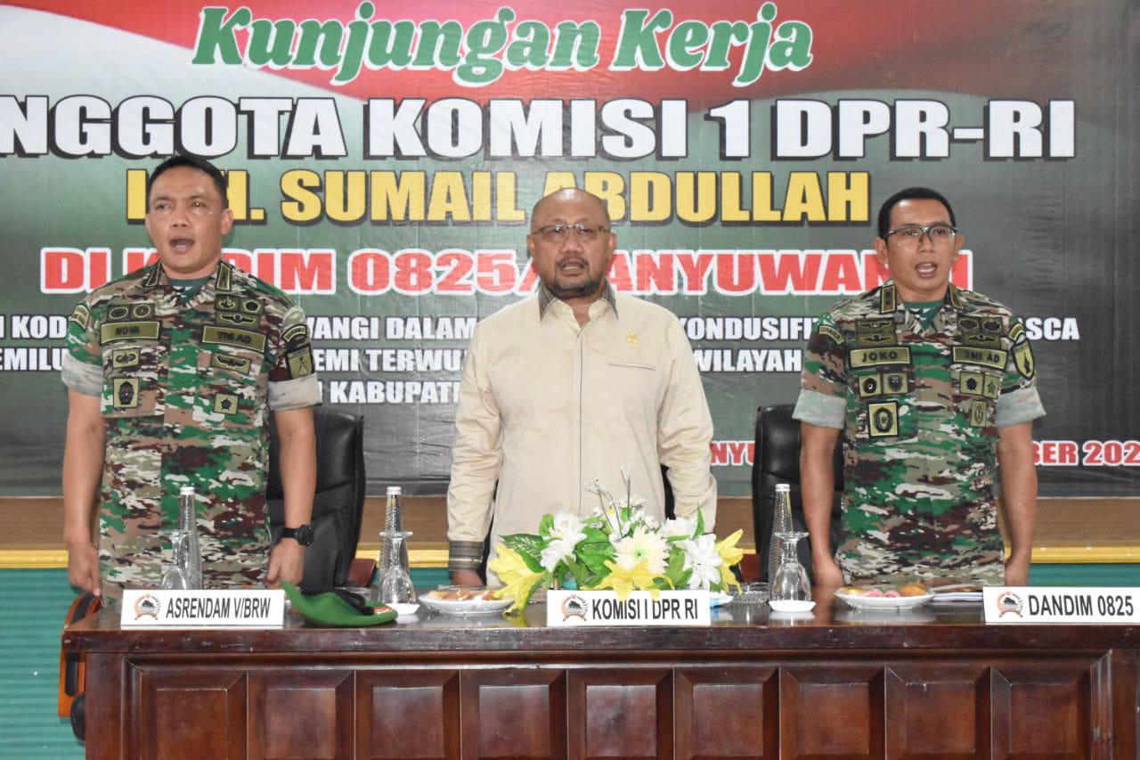 Kunjungan Kerja Anggota Komisi l DPR RI Ir. H. Sumail Abdullah di Kodim 0825/Banyuwangi