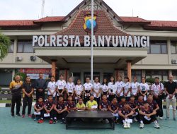 Kapolresta Banyuwangi Melepas Atlet Bola Voli U-15 Kejurprov Jatim Di Sidoarjo