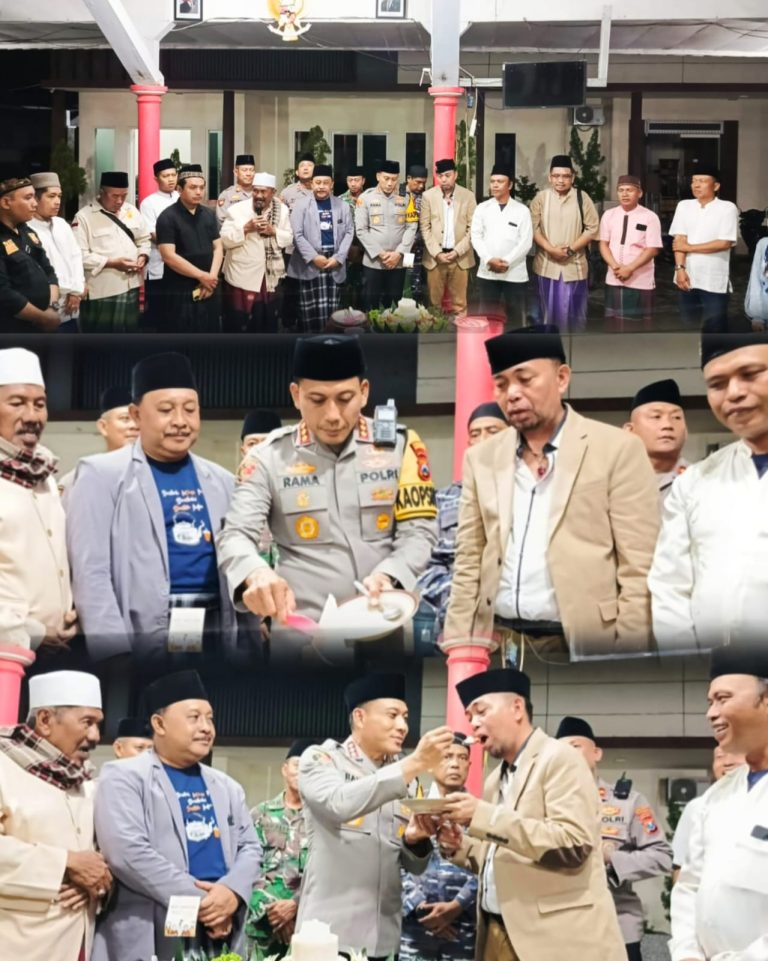 FKWB Banyuwangi Menggelar Tasyakuran dan Sholawatan, Memperingati HPN 2025