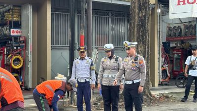 Pencari Jalak Rusak Polresta Banyuwangi Bersama Dinas Instansi Terkait Gercep Perbaiki Jalan