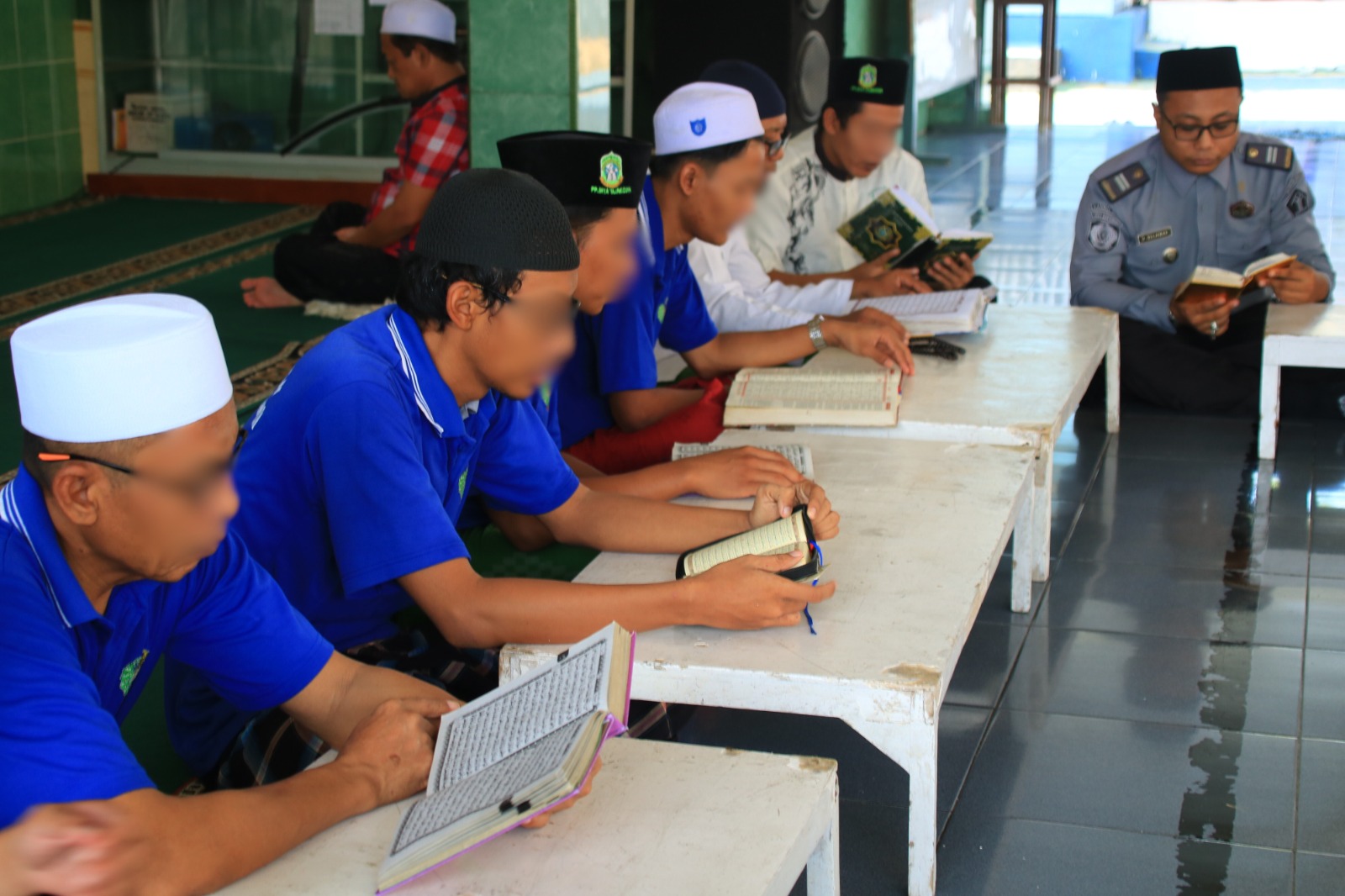 Semangat Ramadhan, Warga Binaan di Lapas Banyuwangi Khatamkan Al-Qur’an Empat Kali dalam Sehari