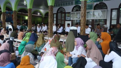 Keliling Masjid, Bupati Banyuwangi Ipuk Fiestiandani Sosialisasi Program Prioritas Banyuwangi dan Asta Cita Presiden Prabowo